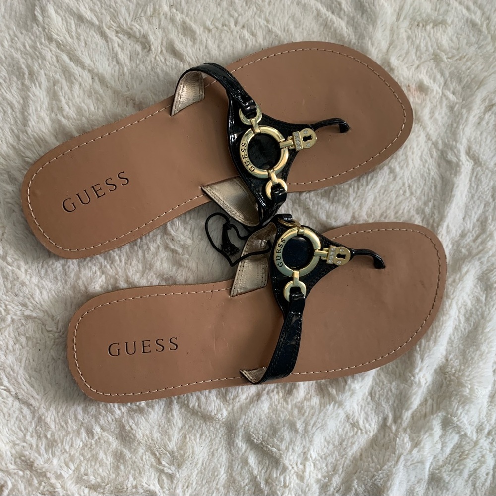 Guess flip flops